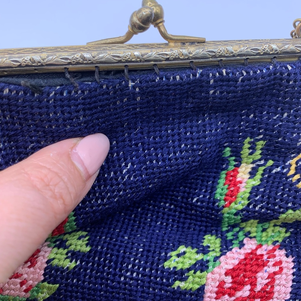 1930s Floral Needlepoint Tapestry Handbag - Picture 4 of 9